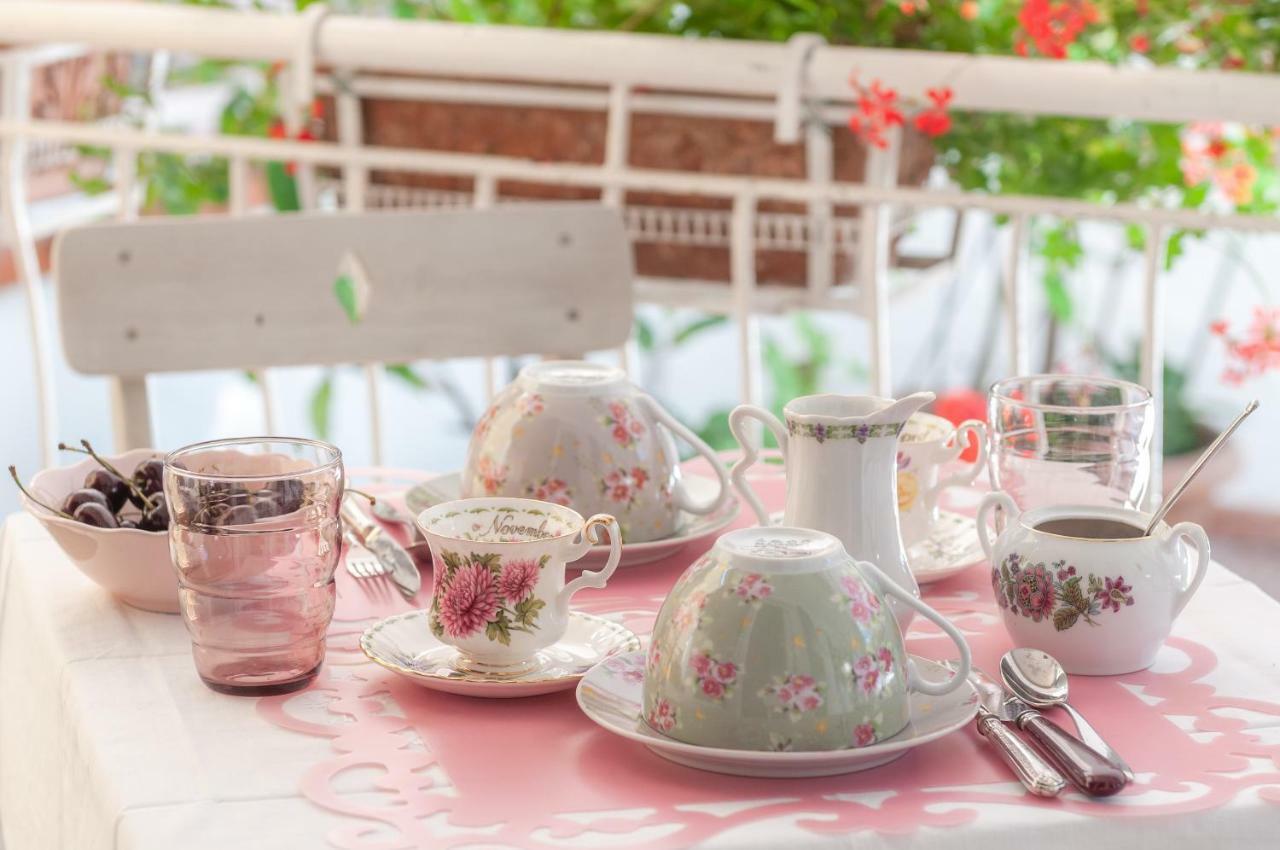 Tre Civette Sul Como Bed & Breakfast มารีนา ดิ มาซซา ภายนอก รูปภาพ