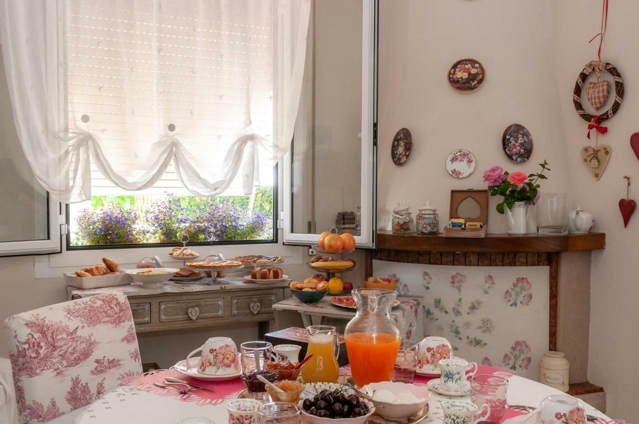 Tre Civette Sul Como Bed & Breakfast มารีนา ดิ มาซซา ภายนอก รูปภาพ